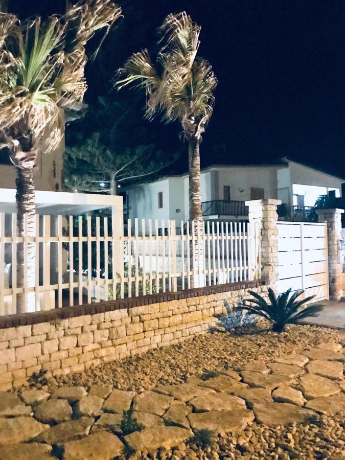 Casa Sulla Spiaggia Castellammare del Golfo Exterior photo