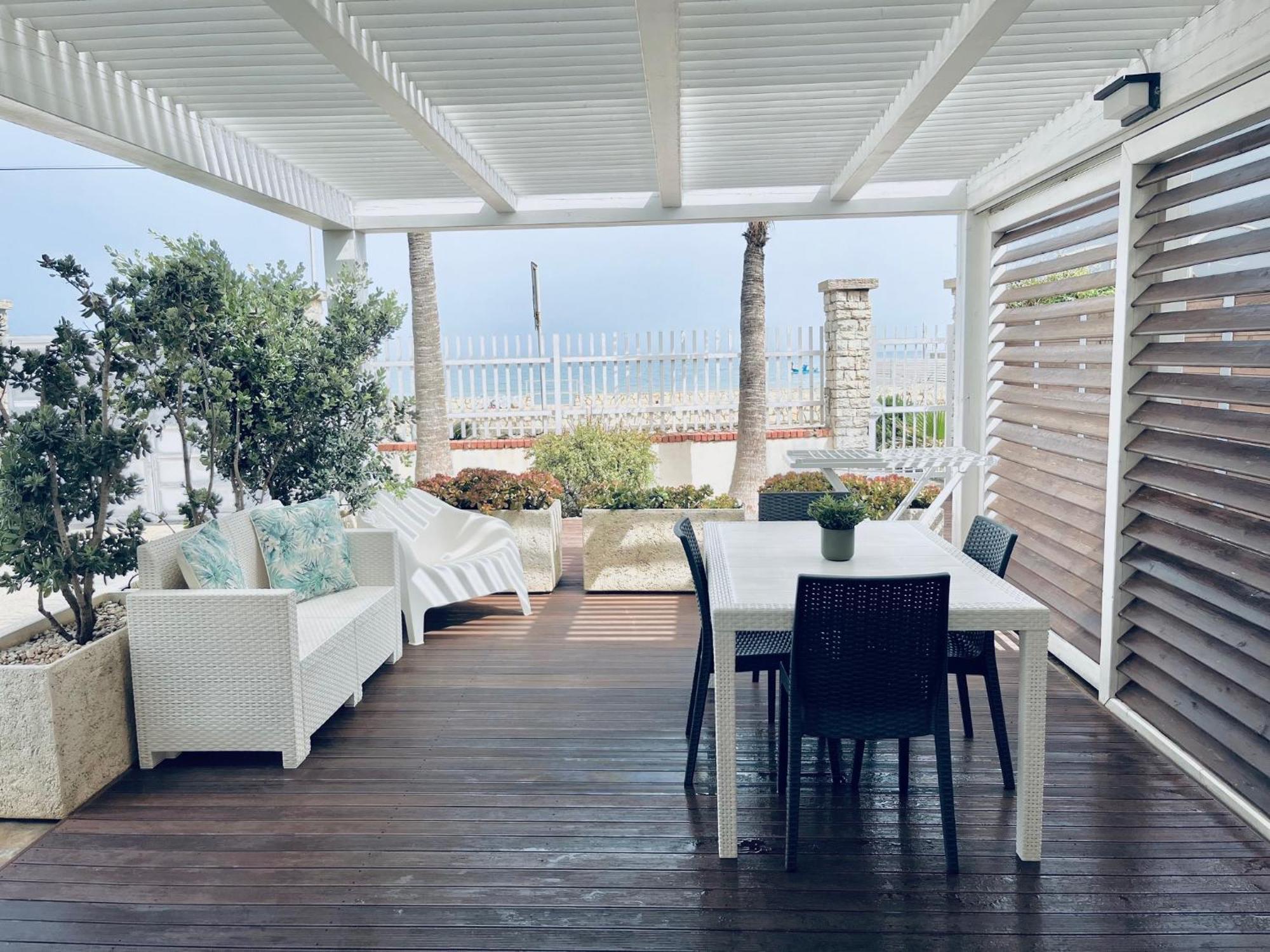 Casa Sulla Spiaggia Castellammare del Golfo Exterior photo